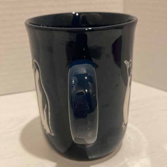 Otagiri Embossed Penguin Mug Cup Blue and White 10oz - Picture 5 of 9
